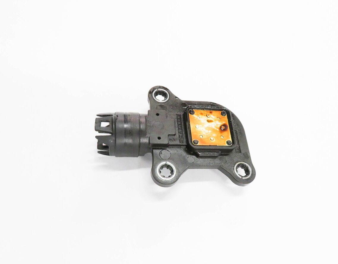 Thumbnail 4: 2009 BMW X5 (E70) 3.0L N52 ENGINE - ECCENTRIC CAM CAMSHAFT POSITION SENSOR