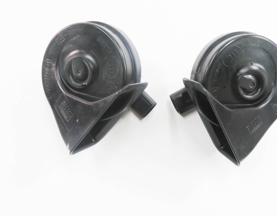 Thumbnail 2: 2007-2011 BMW X5 X6 (E70 E71) HIGH & LOW TONE NOTE EMERGENCY SAFETY HORN SET