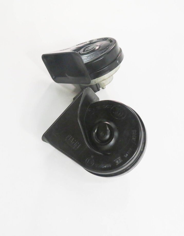 Thumbnail 4: 2007-2011 BMW X5 X6 (E70 E71) HIGH & LOW TONE NOTE EMERGENCY SAFETY HORN SET