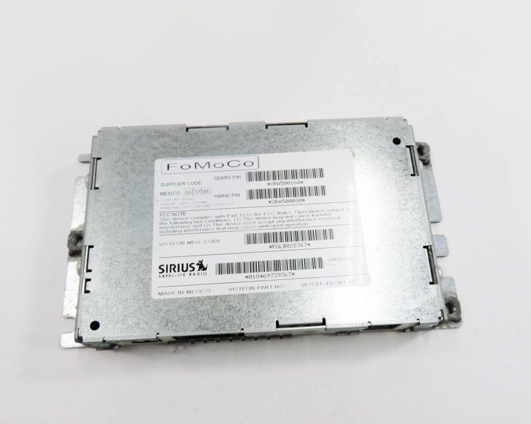 Thumbnail 2: 2007-2012 LR3 / RANGE ROVER SPORT STEREO SIRIUS SATELLITE RADIO RECEIVER MODULE