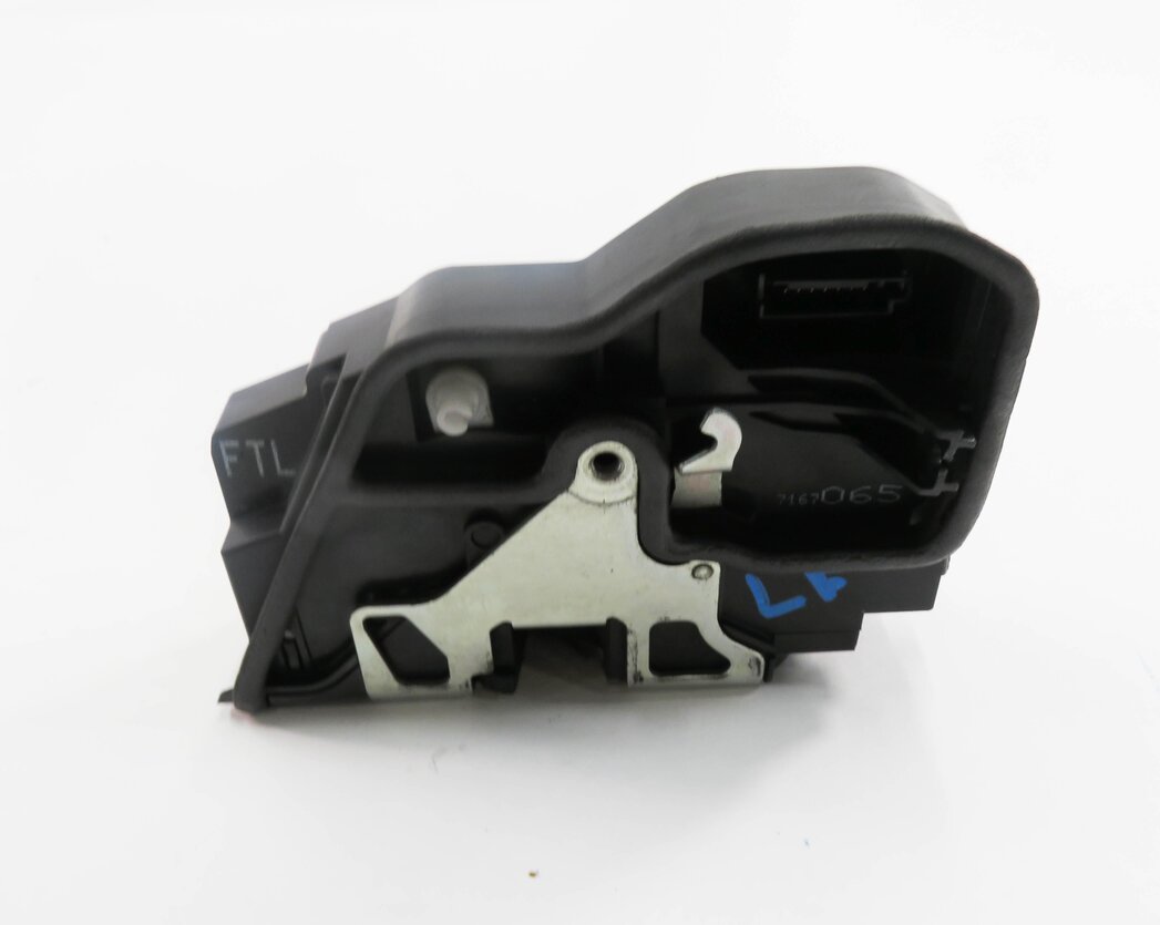 Thumbnail 5: 2003-2016 BMW Z4 (E85 E89) LEFT DRIVER DOOR LOCK LATCH ACTUATOR MOTOR