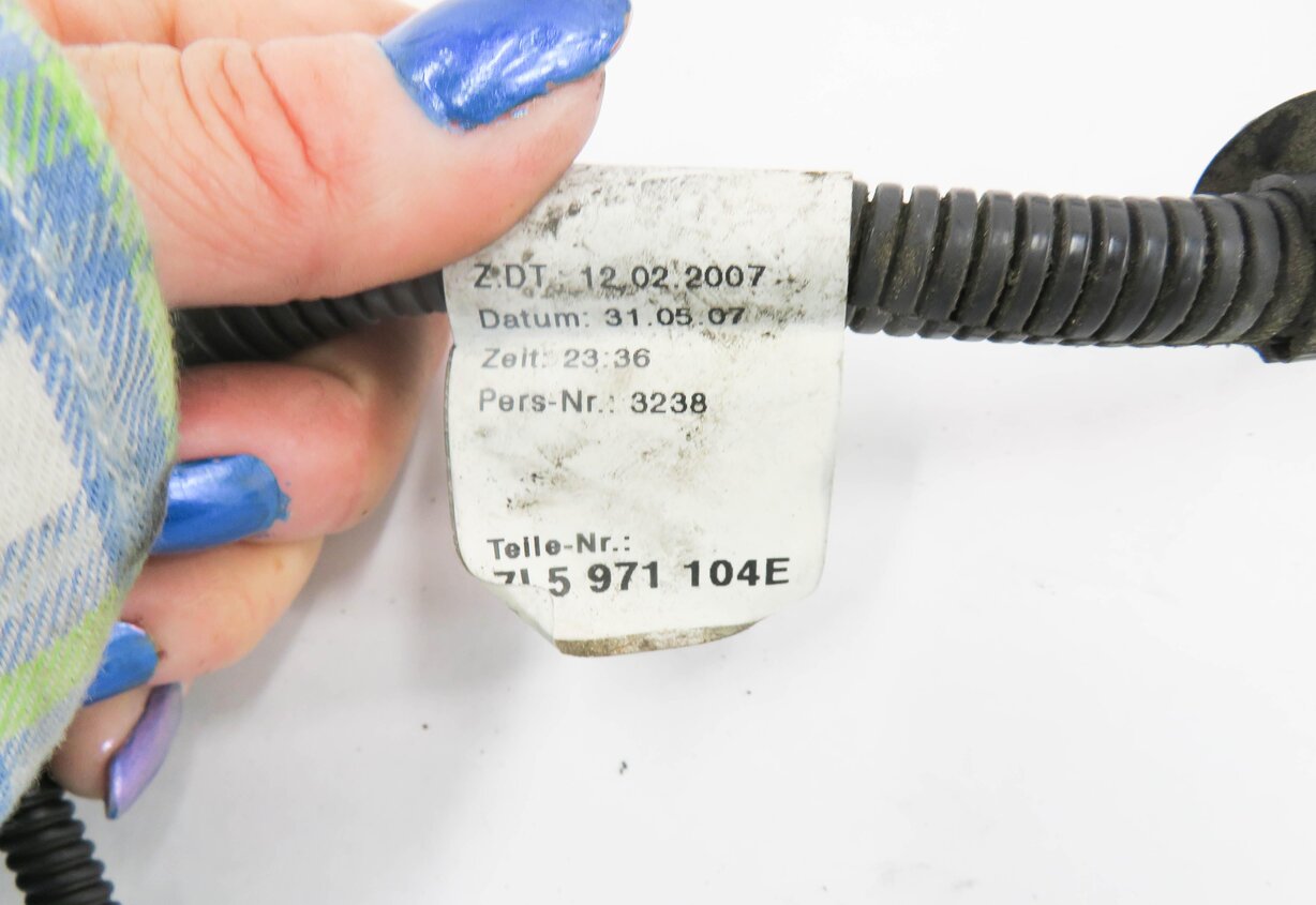 Thumbnail 7: 2008 PORSCHE CAYENNE (957) REAR PDC PARK DISTANCE SENSOR SET w/ HARNESS (BLACK)