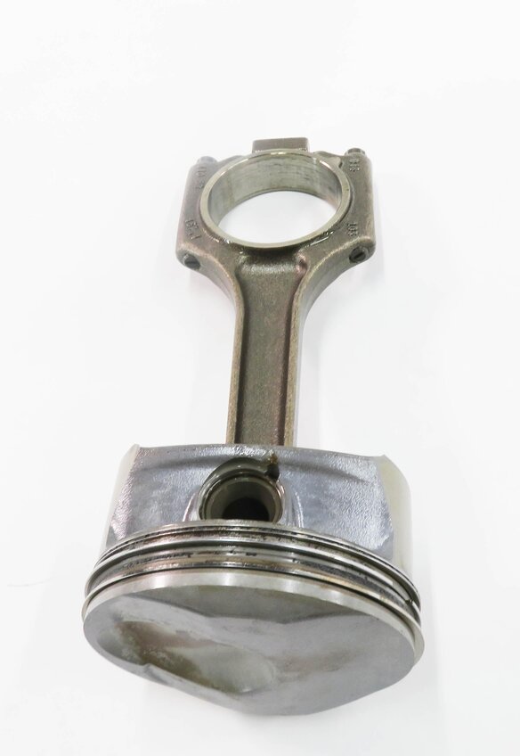 Thumbnail 3: 2008-2014 CAYENNE PANAMERA (957 958 970 G1) 4.8L M48 ENGINE - LEFT PISTON w/ ROD