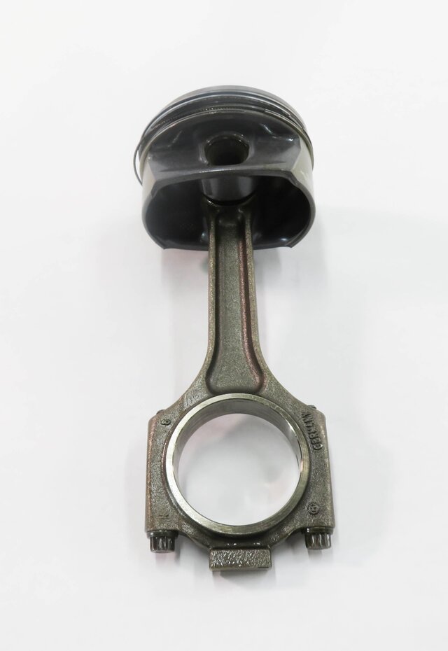 Thumbnail 6: 08-14 CAYENNE PANAMERA (957 958 970 G1) 4.8L M48 ENGINE - RIGHT PISTON w/ ROD