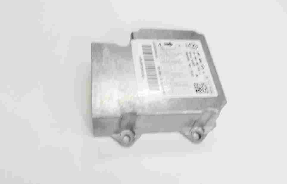 Thumbnail 4: 2010 AUDI Q5 SUV (B8 8R) SRS SAFETY RESTRAINT BAGG CONTROL MODULE