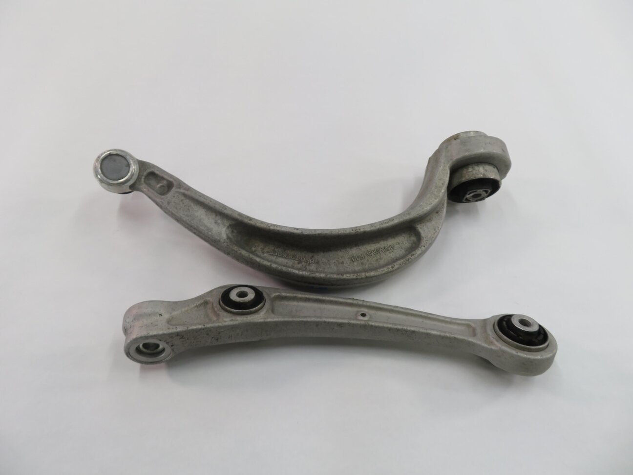 Thumbnail 5: 2010 AUDI Q5 (B8 8R) RIGHT FRONT PASSENGER SUSPENSION CONTROL ARM SET-2
