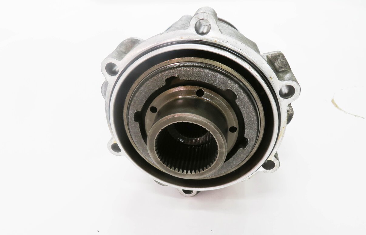 Thumbnail 6: 2009-2012 AUDI Q5 (8R) 3.2L A/T TRANSMISSION CENTER DIFFERENTIAL TAIL SHAFT