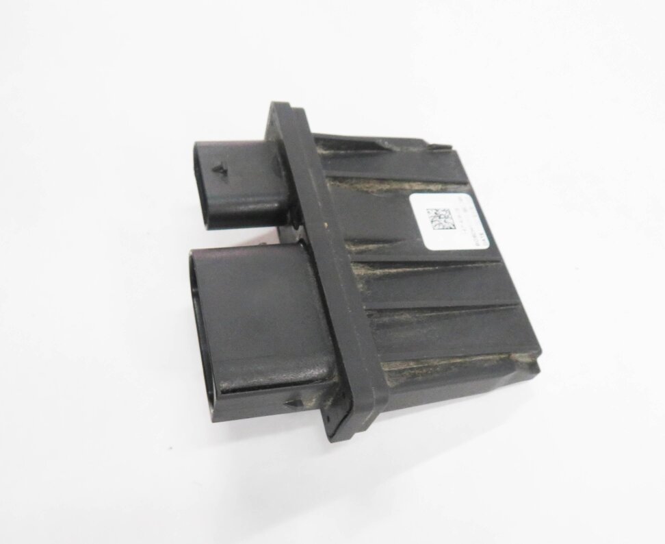 Thumbnail 12: 2011 BMW X5 (E70) DEF SCR FLUID TANK PROCESSING CONTROL MODULE
