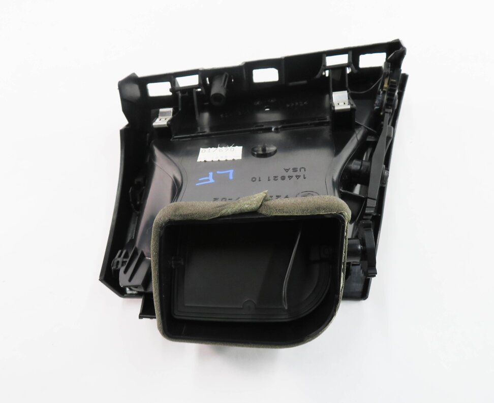 Thumbnail 15: 2011 BMW X5 (E70) LEFT FRONT DRIVER DASH HEATER A/C AIR VENT