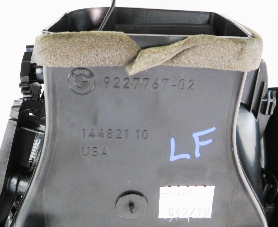 Thumbnail 16: 2011 BMW X5 (E70) LEFT FRONT DRIVER DASH HEATER A/C AIR VENT