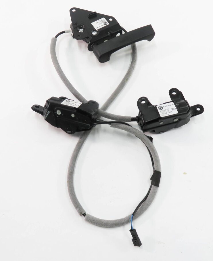 Thumbnail 11: 2011 BMW X5 (E70) REAR TAILGATE RELEASE HANDLE w/ LATCHES