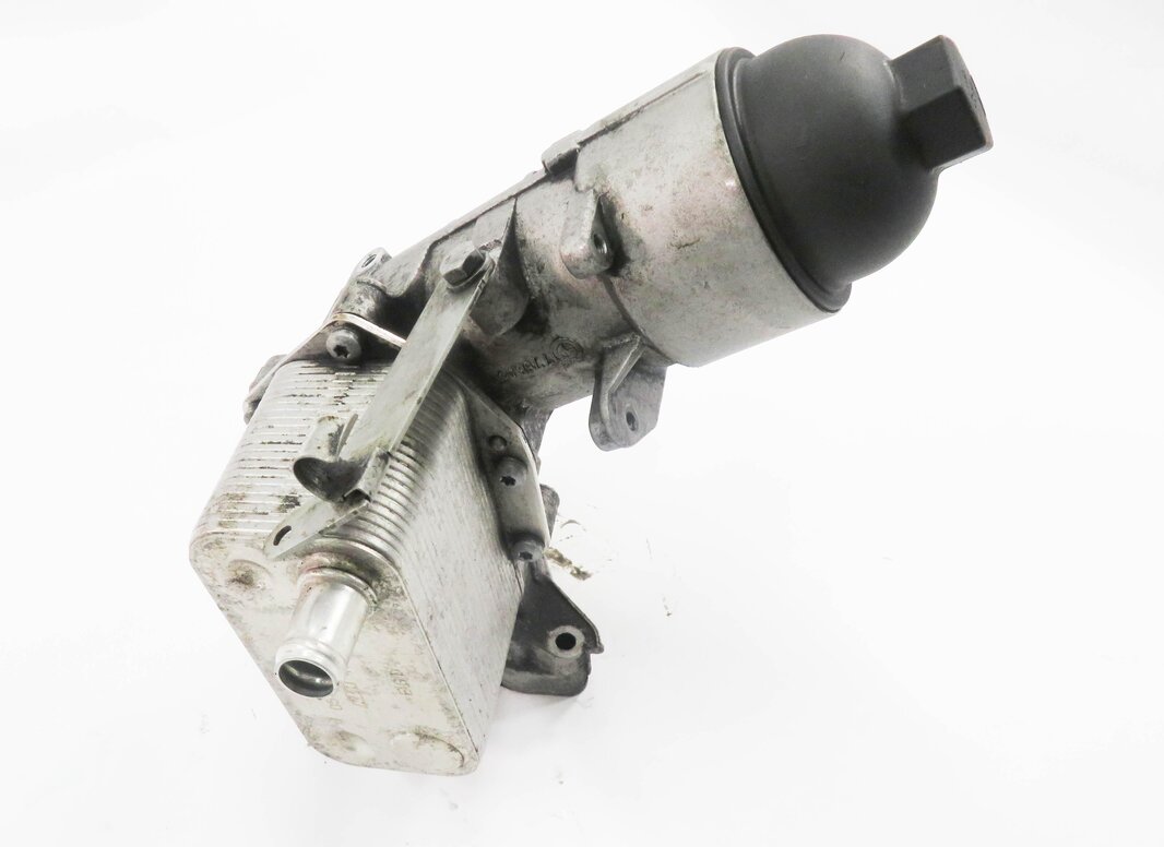 Thumbnail 13: 2011 BMW X5 (E70) 3.0L M57Y DIESEL ENGINE - OIL FILTER HOUSING w/ COOLER