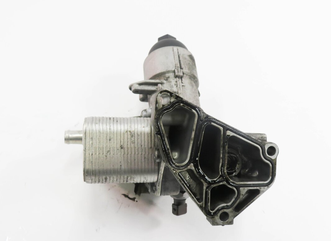 Thumbnail 16: 2011 BMW X5 (E70) 3.0L M57Y DIESEL ENGINE - OIL FILTER HOUSING w/ COOLER