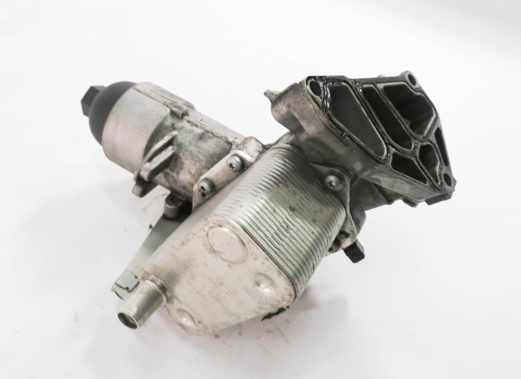 Thumbnail 17: 2011 BMW X5 (E70) 3.0L M57Y DIESEL ENGINE - OIL FILTER HOUSING w/ COOLER