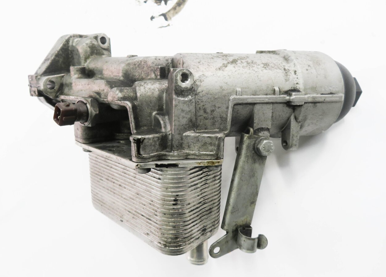 Thumbnail 18: 2011 BMW X5 (E70) 3.0L M57Y DIESEL ENGINE - OIL FILTER HOUSING w/ COOLER