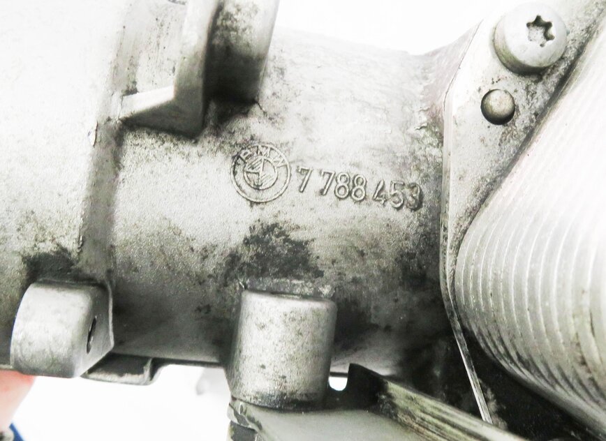 Thumbnail 20: 2011 BMW X5 (E70) 3.0L M57Y DIESEL ENGINE - OIL FILTER HOUSING w/ COOLER
