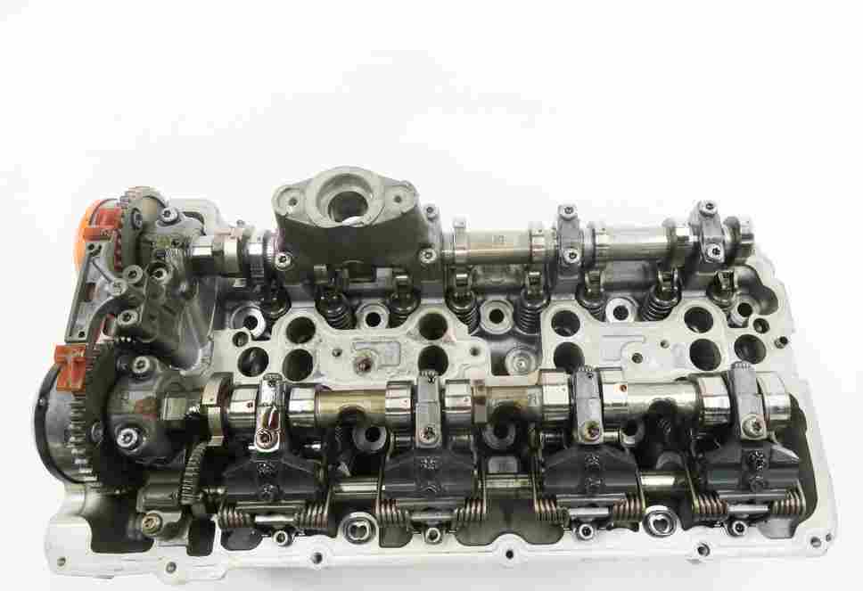 Thumbnail 5: 12-19 BMW M5 M6 X5M X6M (F06 F10 F12 F13 F85 F86) 4.4L S63 - LEFT CYLINDER HEAD