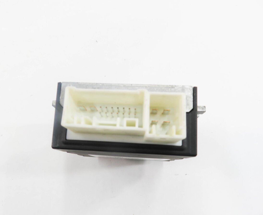 Thumbnail 6: 2013-2015 BMW 760i X5 M5 M6 ///M (F01 F06 F10 F12 F13 E70) FUEL PUMP MODULE