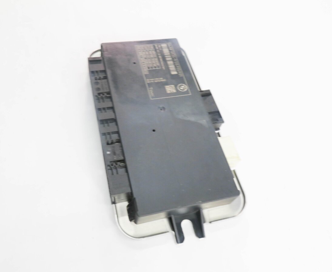 Thumbnail 4: 10-17 BMW 528i 535i 550i 650i 750i M5 X3 X6 - FRMIII BODY LIGHT CONTROL MODULE