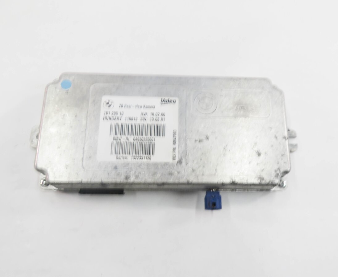 10-19 BMW 328i 330i 335i 528i 535i 550i 740i 750i M3 M4 - REARVIEW CAMERA MODULE