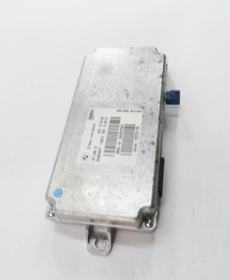 Thumbnail 2: 10-19 BMW 328i 330i 335i 528i 535i 550i 740i 750i M3 M4 - REARVIEW CAMERA MODULE