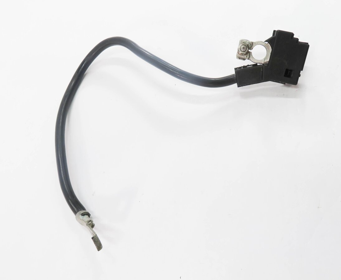 Thumbnail 4: 2014 BMW M6 ///M (F06) NEGATIVE BATTERY CABLE IBS