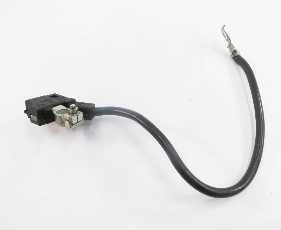 Thumbnail 5: 2014 BMW M6 ///M (F06) NEGATIVE BATTERY CABLE IBS
