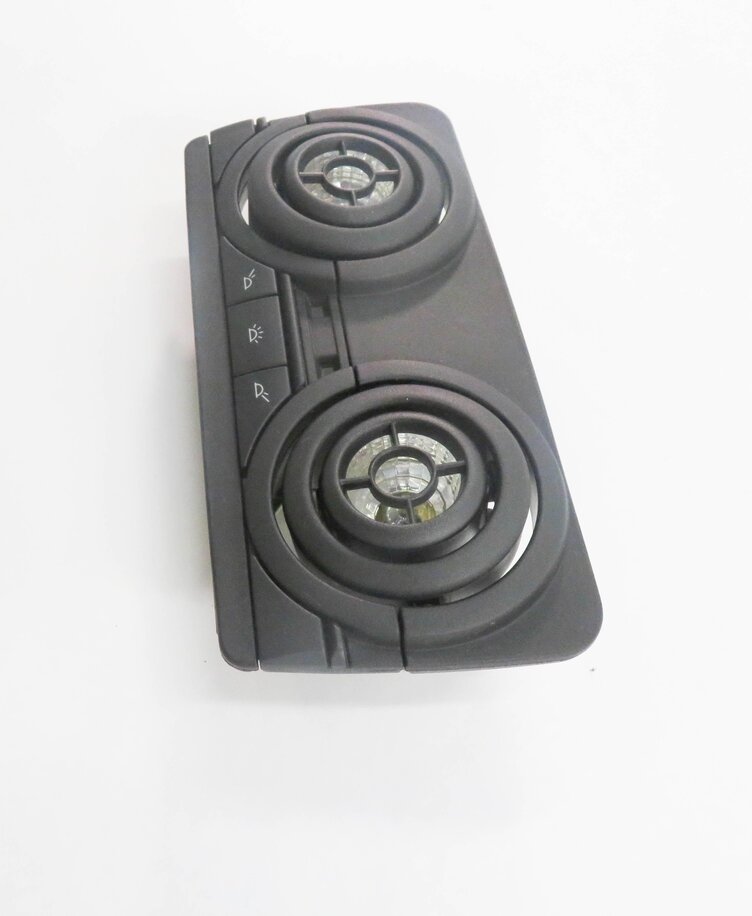 Thumbnail 4: 2014 BMW M6 ///M (F06) GRAN COUPE - REAR DOME LIGHT LAMP (BLACK)