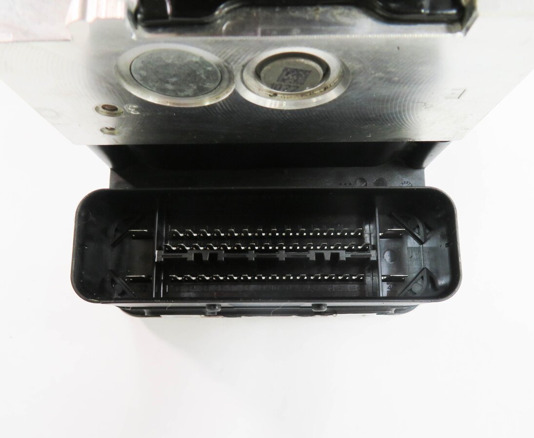 Thumbnail 7: 2012-2019 BMW M5 M6 ///M (F06 F10 F12 F13) DSC ABS ANTI LOCK BRAKE PUMP MODULE