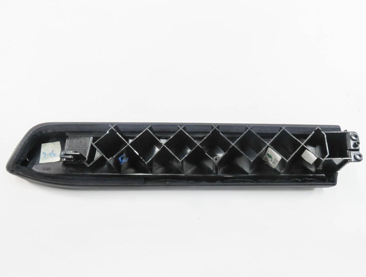 Thumbnail 5: 2010 MERCEDES S400 (W221) LEFT REAR DOOR ARMREST (BLACK LEATHER)
