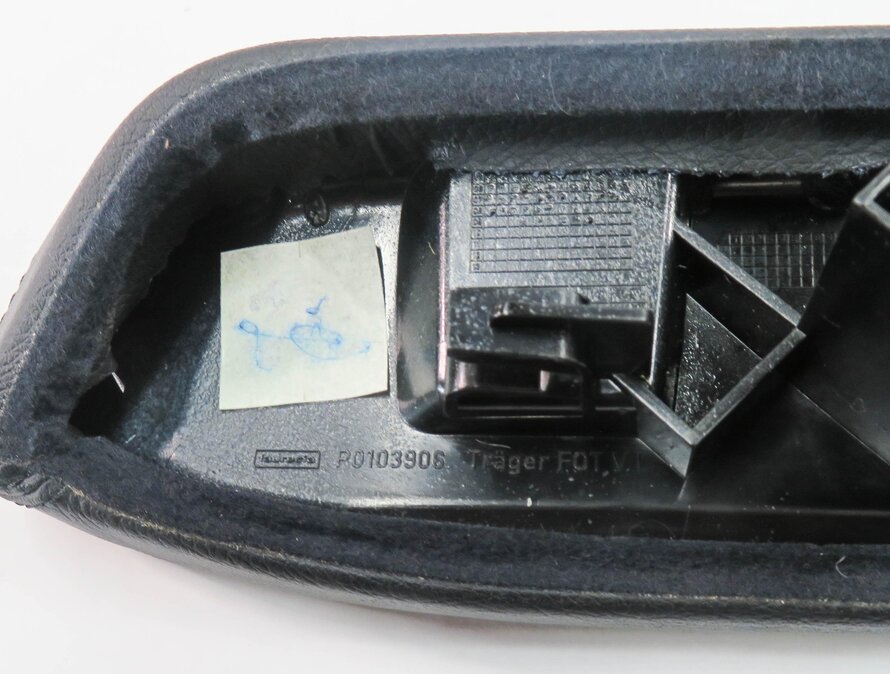 Thumbnail 6: 2010 MERCEDES S400 (W221) LEFT REAR DOOR ARMREST (BLACK LEATHER)