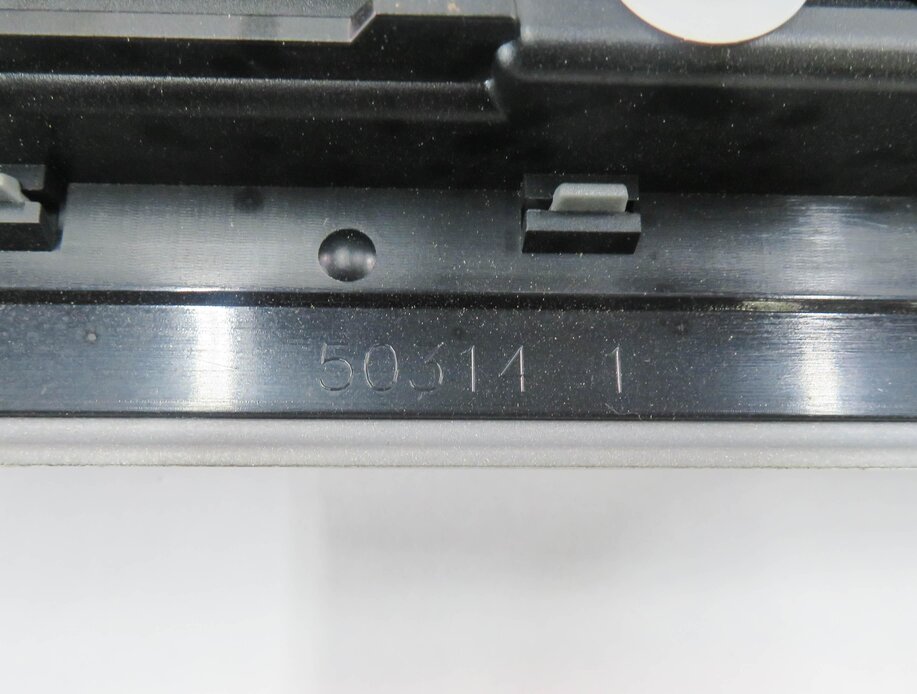 Thumbnail 11: 2010 MERCEDES S400 (W221) FRONT & REAR DOOR SILL SCUFF PANEL TRIM SET-4