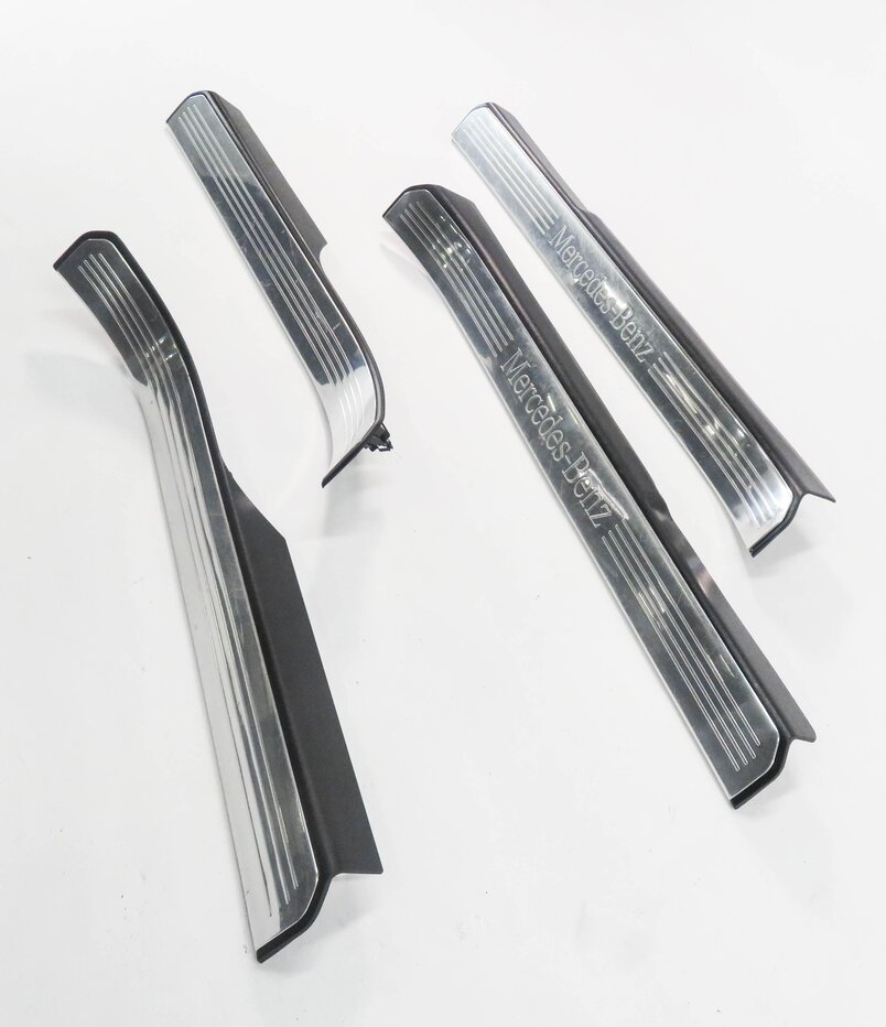 Thumbnail 3: 2010 MERCEDES S400 (W221) FRONT & REAR DOOR SILL SCUFF PANEL TRIM SET-4