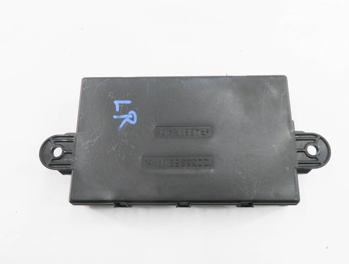 Thumbnail 5: 2010 MERCEDES S400 (W221) LEFT REAR DOOR CONTROL MODULE