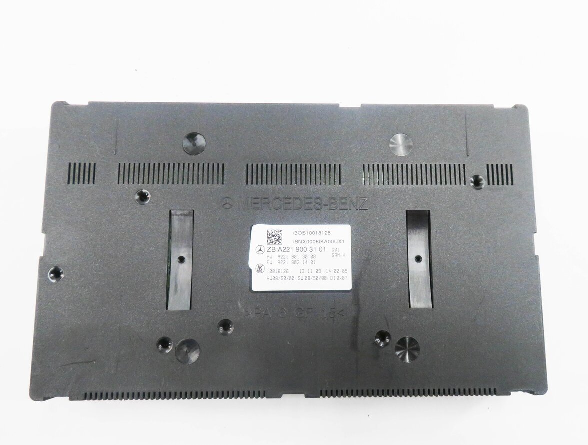Thumbnail 5: 2010 MERCEDES S400 (W221) REAR SIGNAL ACQUISITION CONTROL MODULE SAM