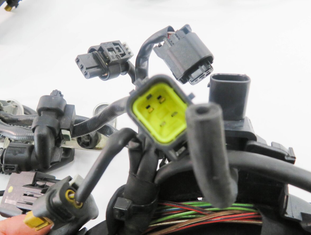 Thumbnail 6: 2010 MERCEDES S400 (W221) HYBRID - 3.5L ENGINE WIRE WIRING HARNESS LOOM