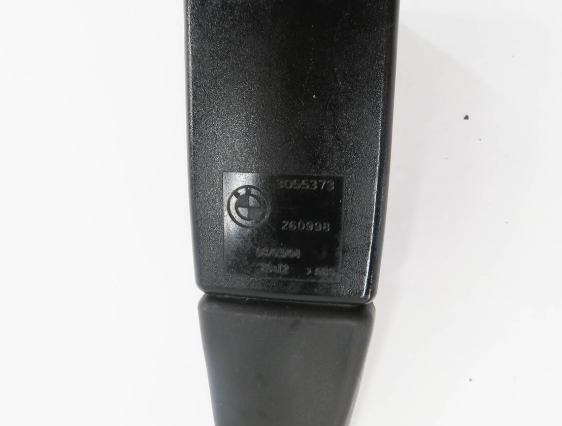 Thumbnail 6: 07-14 BMW X5 X5M X6 X6M (E70 E71) RIGHT FRONT PASSENGER SEATBELT BUCKLE RECEIVER