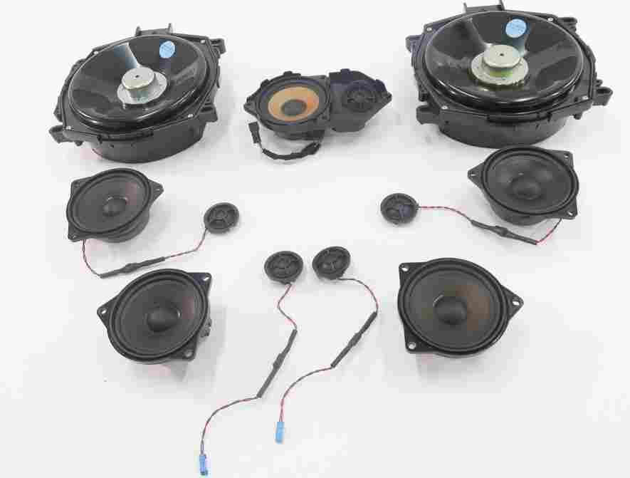 Thumbnail 2: 2008 BMW X5 (E70) TOP HiFi AUDIO SUBWOOFER SUB WOOFER  TWEETER SPEAKER SET-11