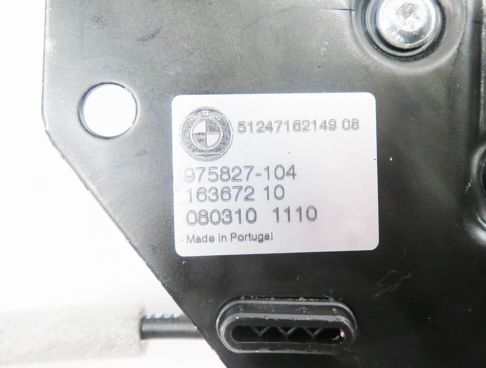 Thumbnail 10: 2008 BMW X5 (E70) REAR TRUNK TAILGATE LATCH SET w/ RELEASE HANDLE