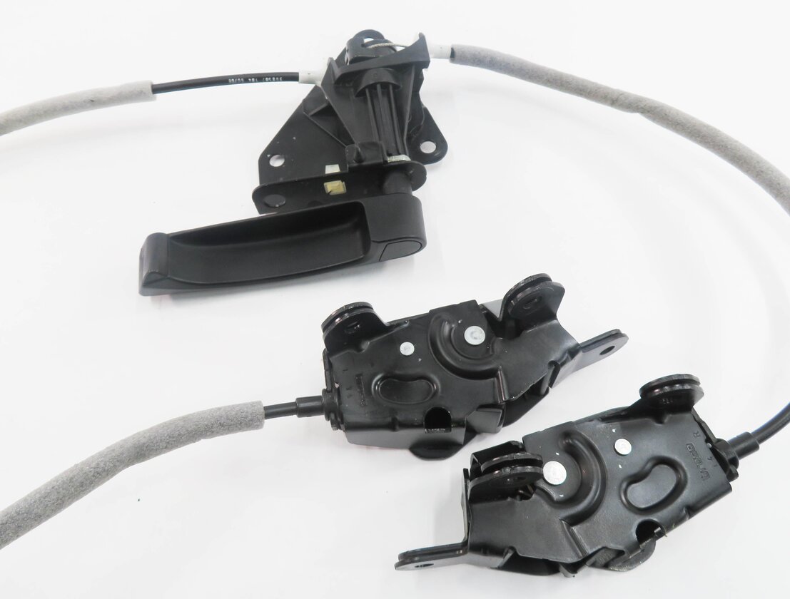 Thumbnail 5: 2008 BMW X5 (E70) REAR TRUNK TAILGATE LATCH SET w/ RELEASE HANDLE