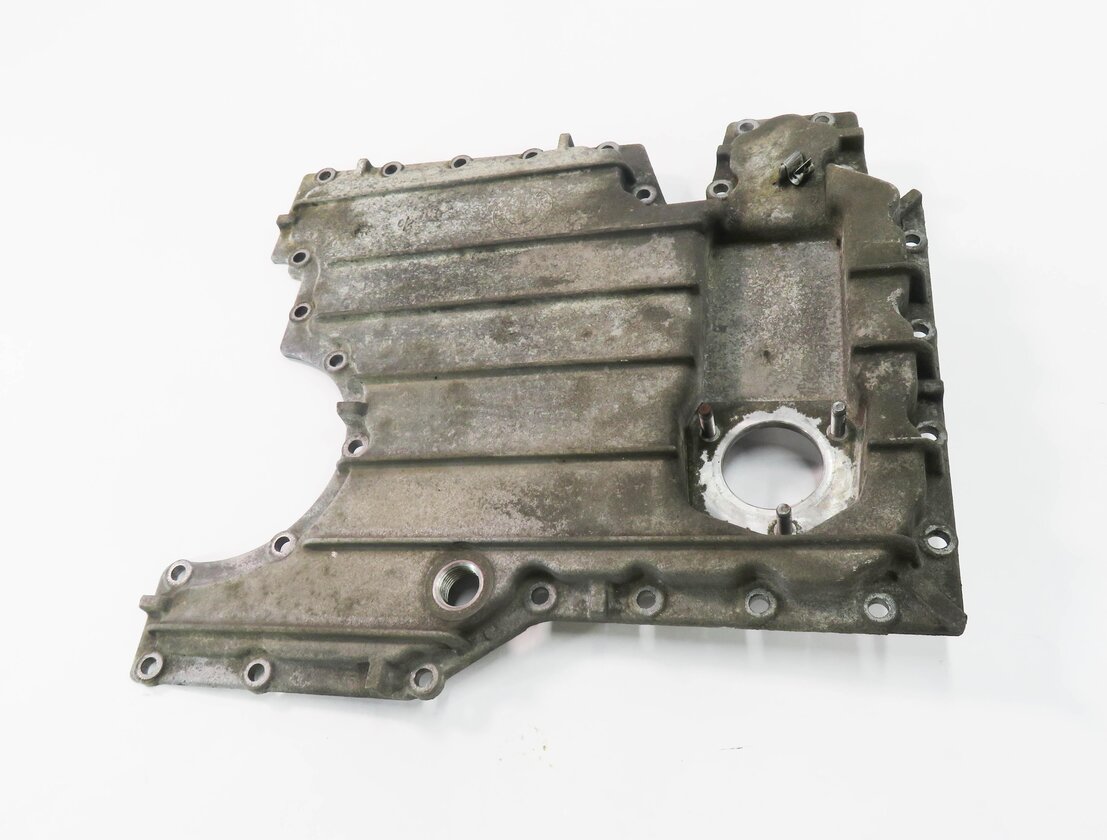 Thumbnail 3: 2007-2010 BMW X5 (E70) 4.8L N62 V8 ENGINE - LOWER MOTOR OIL FLUID PAN SUMP LID