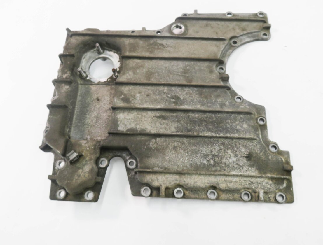 Thumbnail 6: 2007-2010 BMW X5 (E70) 4.8L N62 V8 ENGINE - LOWER MOTOR OIL FLUID PAN SUMP LID