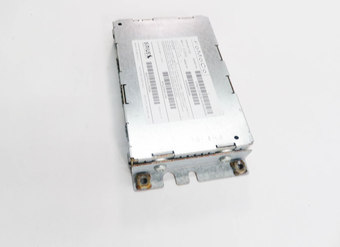Thumbnail 4: 2007-2012 LR3 / RANGE ROVER SPORT STEREO SIRIUS SATELLITE RADIO RECEIVER MODULE