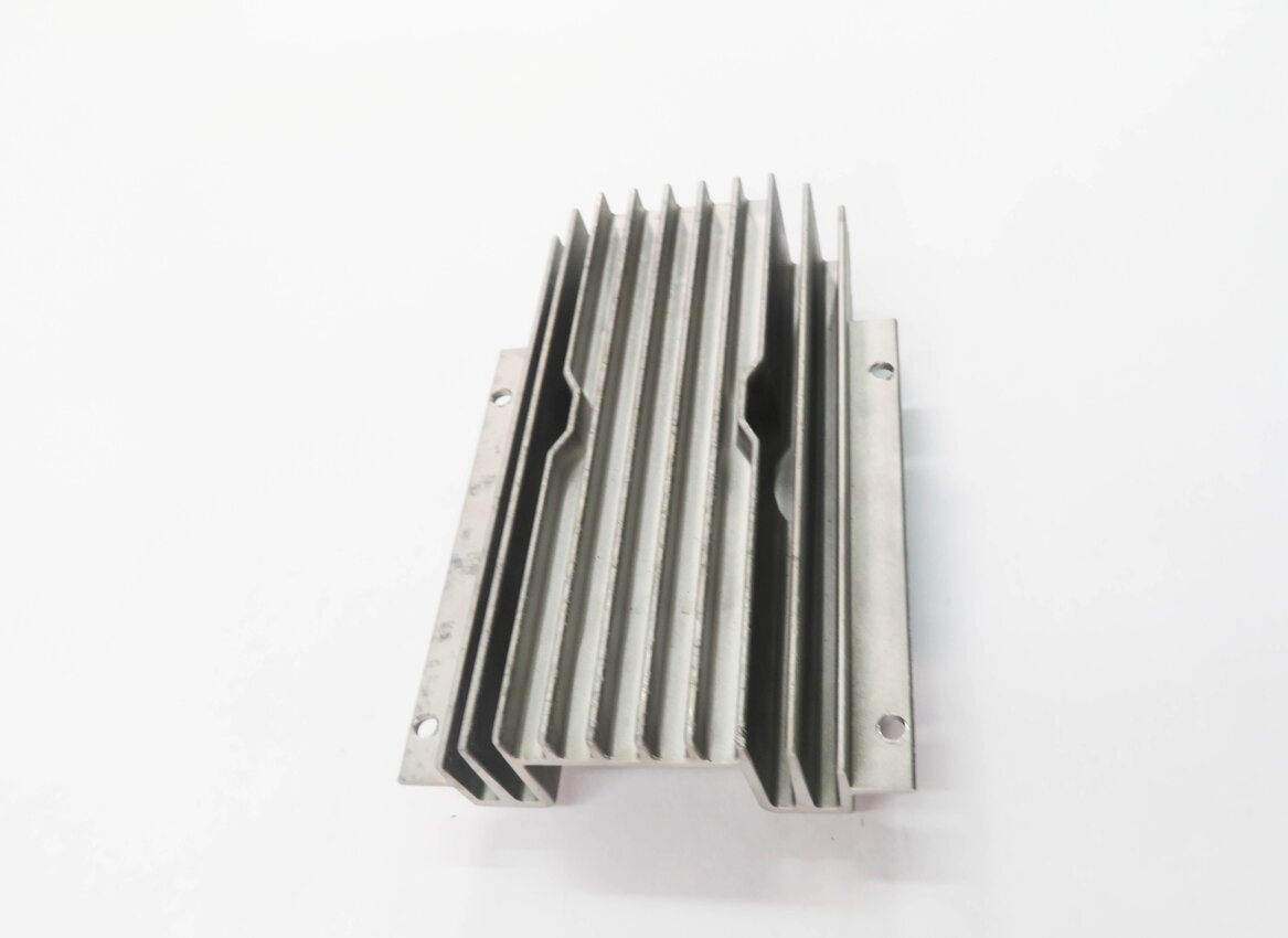 Thumbnail 3: 2005-2009 RANGE ROVER (L322) HARMAN KARDON LOGIC 7 L7 SUB SUBWOOFER AMPLIFIER