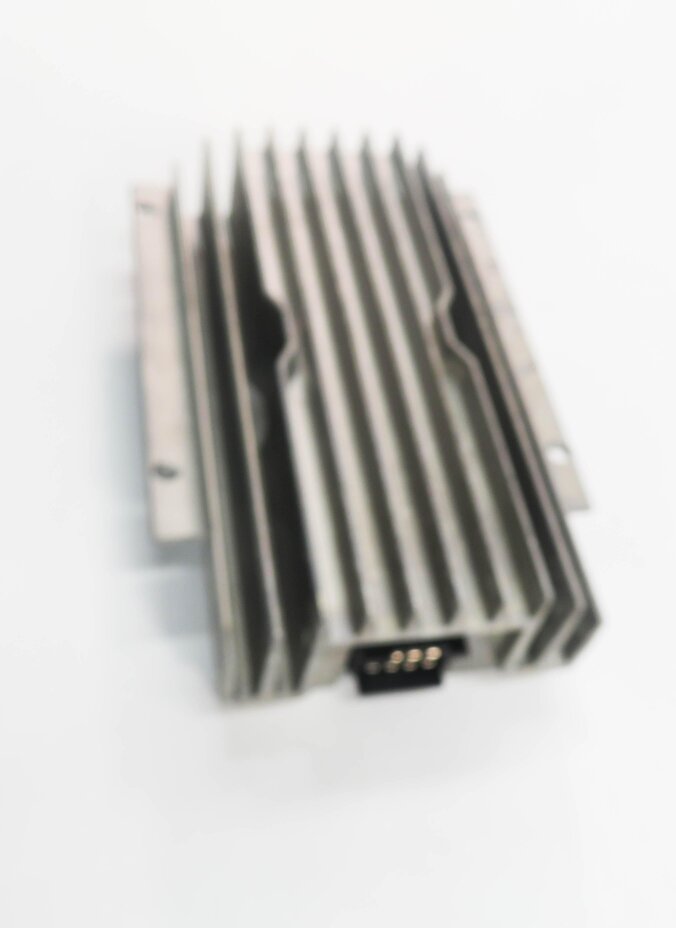 Thumbnail 4: 2005-2009 RANGE ROVER (L322) HARMAN KARDON LOGIC 7 L7 SUB SUBWOOFER AMPLIFIER