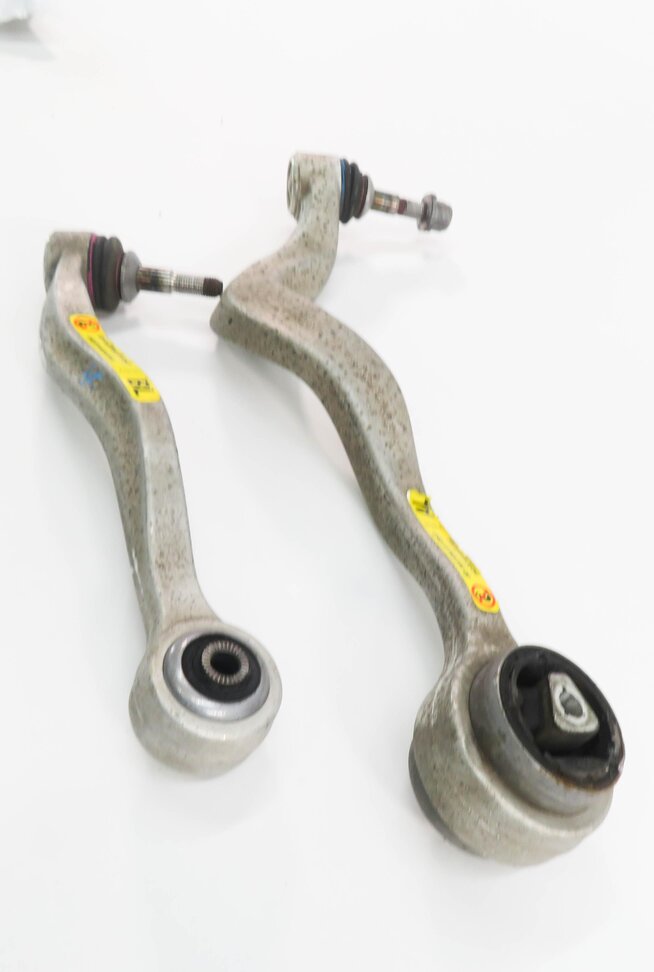 Thumbnail 3: 2006-2010 BMW M5 ///M (E60) LEFT FRONT DRIVER CONTROL ARM SET-2