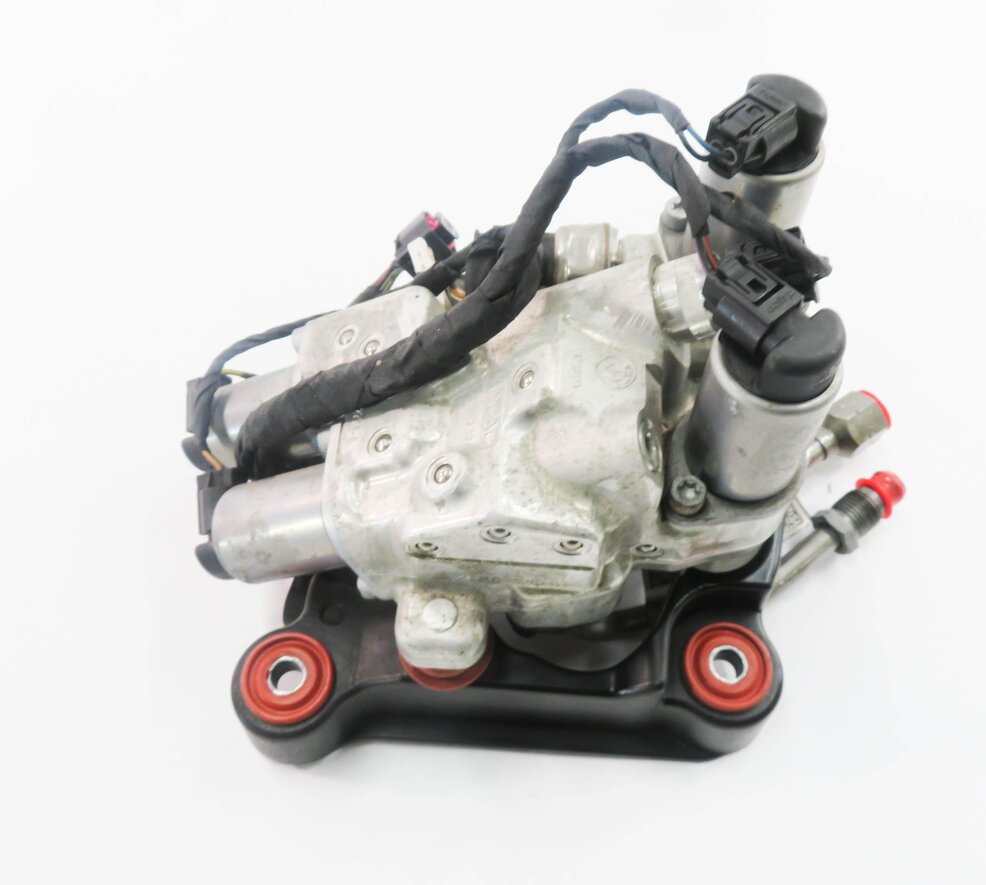 Thumbnail 5: 2011 BMW 550i (F10) 4.4L N63 TWIN TURBO ENGINE - DYNAMIC DRIVE VALVE BLOCK