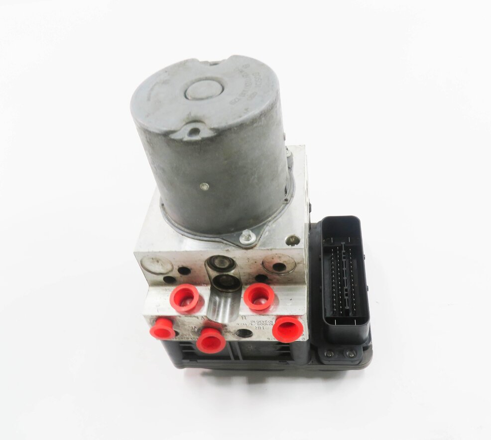 Thumbnail 2: 11-12 BMW 528i 535i 550i 640i 650i (F06 F10) RWD - DSC ABS BRAKE PUMP w/ MODULE