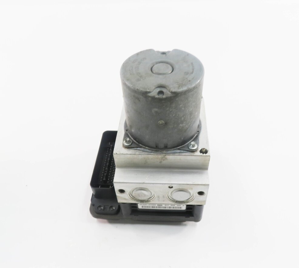 Thumbnail 4: 11-12 BMW 528i 535i 550i 640i 650i (F06 F10) RWD - DSC ABS BRAKE PUMP w/ MODULE