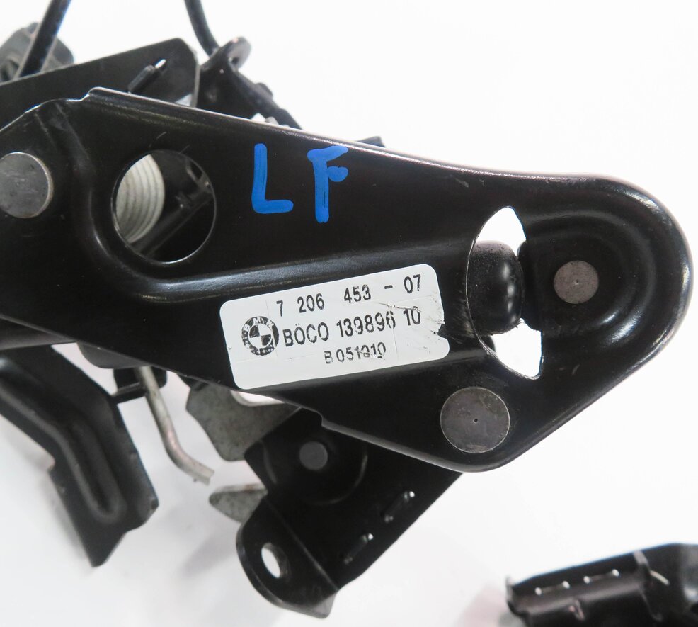 Thumbnail 8: 2011 BMW 550i (F10) FRONT LEFT & RIGHT LOWER HOOD LOCK LATCH SET-2